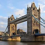 Cosy Luxurious Room In The Heart Of London