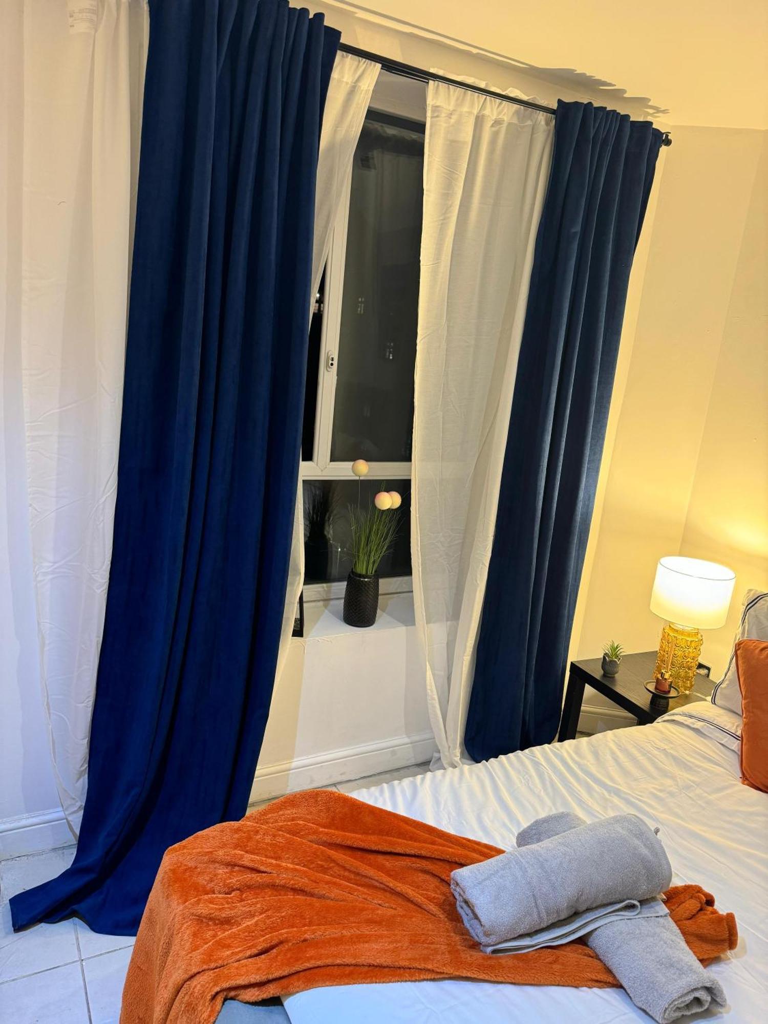Cosy Luxurious In The Heart Of Londra